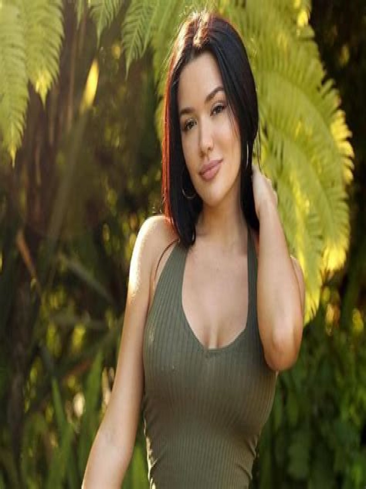 Genesis Lopez Wiki, Biography, Age, Height, Weight, Net Worth, Affair, Dating, Boyfriend, Life, Trivia, Ethnicity, Religion, Body Measurements