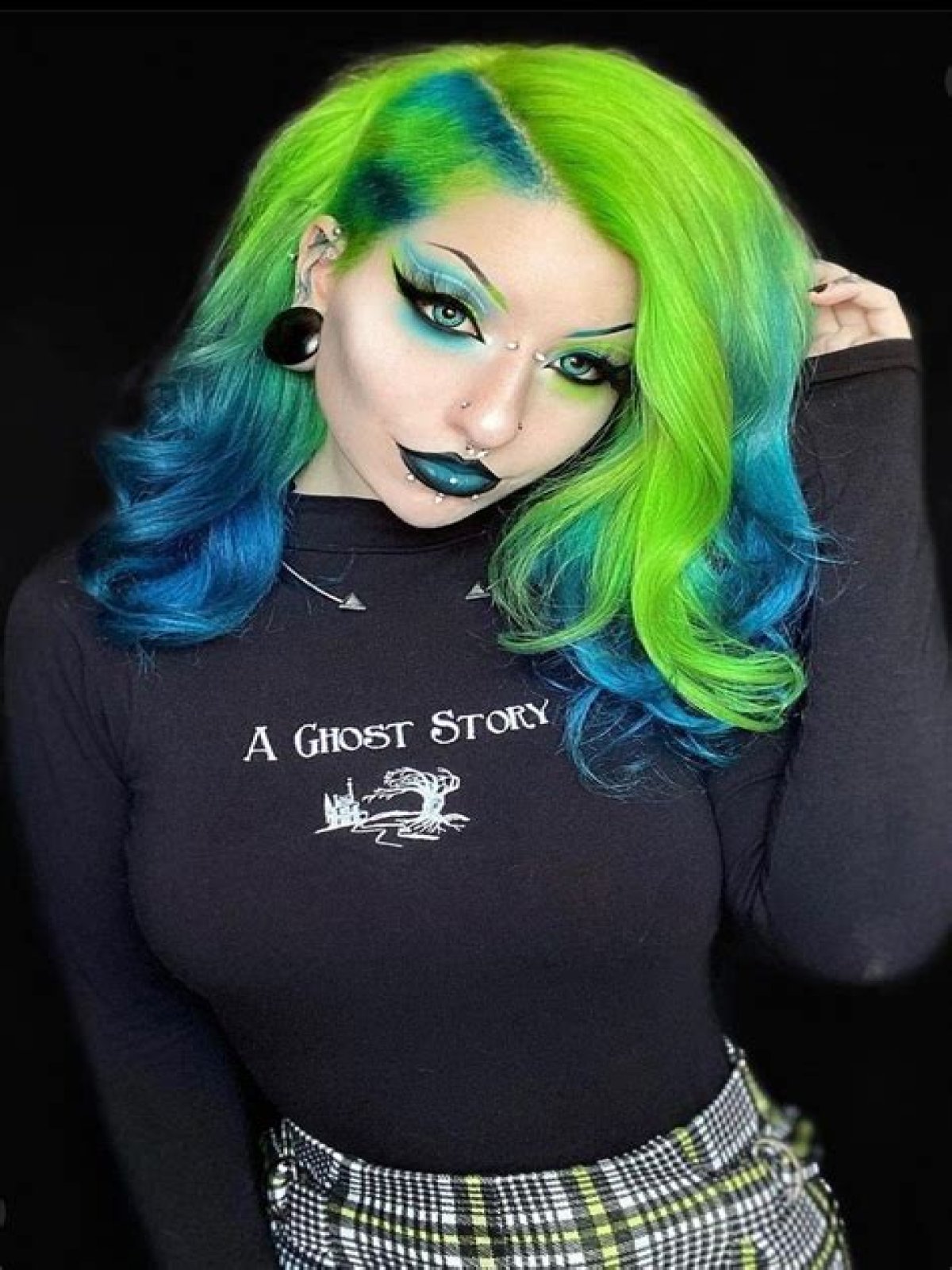Midnight Black Is The Ultimate Soft Goth Hair Colour Of The Season